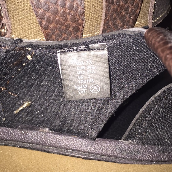 Little boys brown sandals - Picture 2 of 3